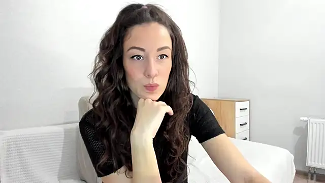 Snapshot of Karina_sunny chatting on 12-24-24, 05:02 Karina sunny online show from 12-24-24, 05:02