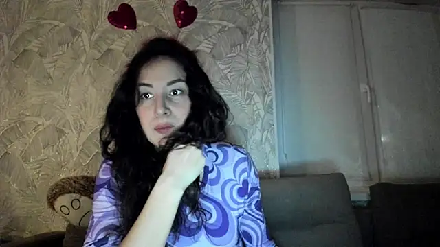 Snapshot of Karina_sunny chatting on 02-14-25, 08:05 Karina sunny online show from 02-14-25, 08:05