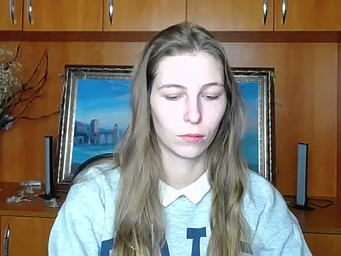 Snapshot of StrangerGi chatting on 12-14-25, 07:03 StrangerGi online show from 12-14-25, 07:03