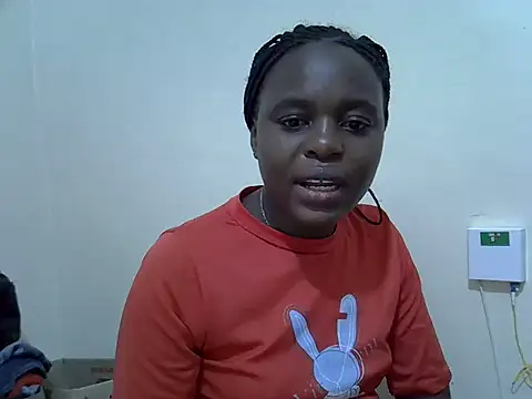 Snapshot of dirtyshowgirl chatting on 11-25-25, 02:28 dirtyshowgirl online show from 11-25-25, 02:28