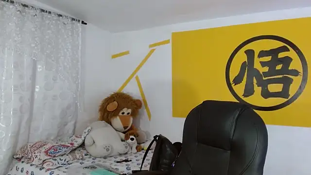 Snapshot of Matthew_Boy_ chatting on 12-14-24, 05:07 Matthew Boy  online show from 12-14-24, 05:07