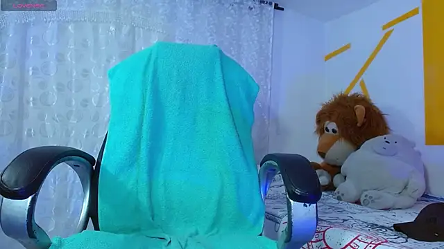 Snapshot of Matthew_Boy_ chatting on 01-14-25, 08:20 Matthew Boy  online show from 01-14-25, 08:20