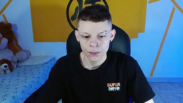 Snapshot of Matthew_Boy_ chatting on 02-09-25, 01:03 Matthew Boy  online show from 02-09-25, 01:03