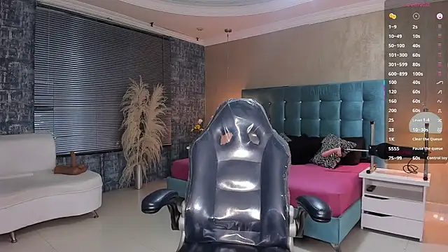 MelanieRioss online show from 09-21-25, 01:02