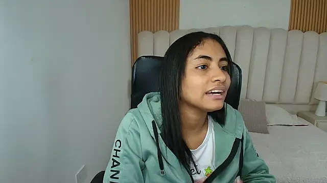 shaneelle online show from 03-06-26, 03:03