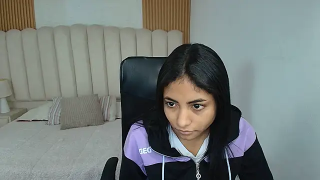 shaneelle online show from 03-26-26, 03:01