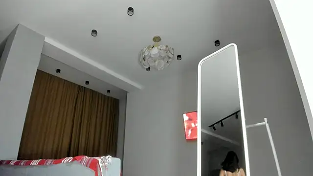 Yukisans online show from 12-22-24, 03:44