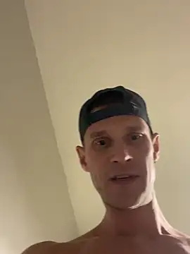 Camcam21 online show from 02-28-25, 07:58