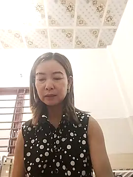 Snapshot of Sexy-ladyboobs20 chatting on 11-14-25, 01:15 Sexy-ladyboobs20 online show from 11-14-25, 01:15