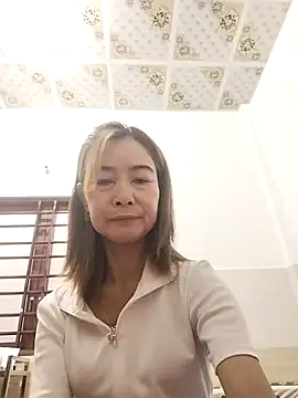 Snapshot of Sexy-ladyboobs20 chatting on 11-16-25, 01:11 Sexy-ladyboobs20 online show from 11-16-25, 01:11