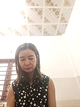 Snapshot of Sexy-ladyboobs20 chatting on 11-27-25, 01:29 Sexy-ladyboobs20 online show from 11-27-25, 01:29