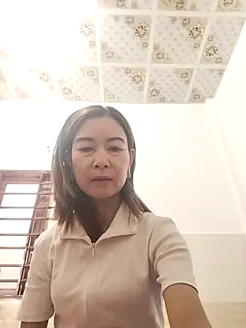 Snapshot of Sexy-ladyboobs20 chatting on 11-28-25, 01:30 Sexy-ladyboobs20 online show from 11-28-25, 01:30