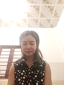 Snapshot of Sexy-ladyboobs20 chatting on 12-02-25, 01:33 Sexy-ladyboobs20 online show from 12-02-25, 01:33