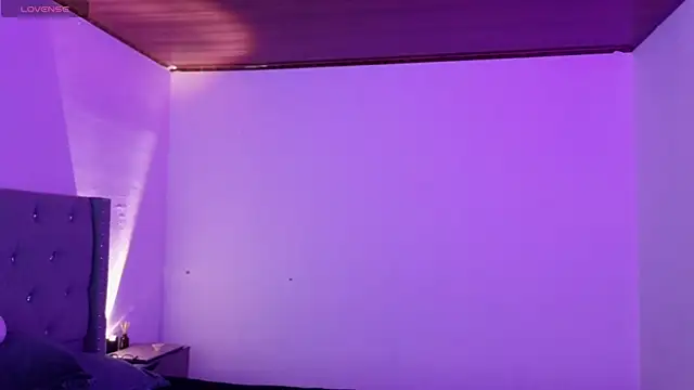 cristal hilton 10 online show from 01-10-26, 07:10