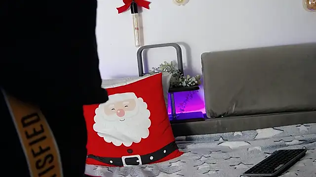 CarterCole online show from 12-29-24, 04:19