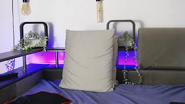 CarterCole online show from 01-31-25, 02:07