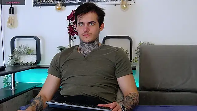 CarterCole online show from 03-08-25, 11:37