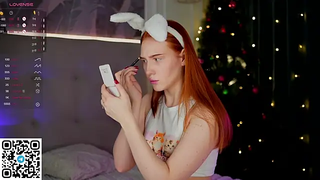 Snapshot of KleinGlif chatting on 12-29-24, 05:10 KleinGlif online show from 12-29-24, 05:10