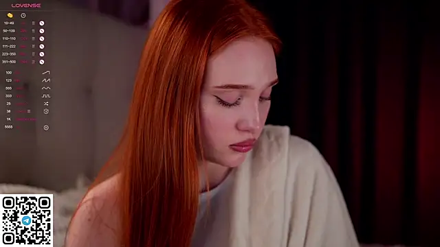 Snapshot of KleinGlif chatting on 01-19-25, 11:12 KleinGlif online show from 01-19-25, 11:12