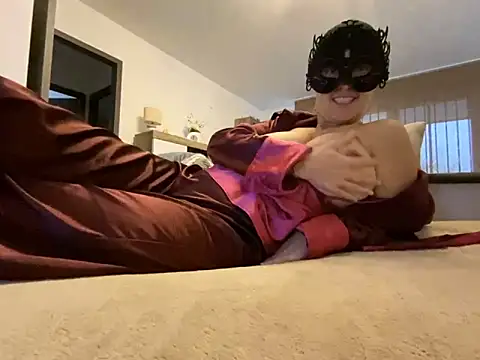 Marilou1983 online show from 02-06-25, 08:07