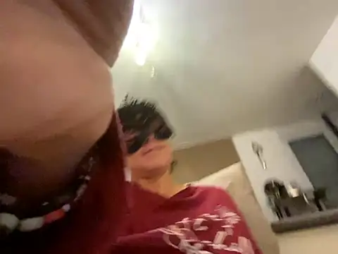 Marilou1983 online show from 09-19-25, 09:04