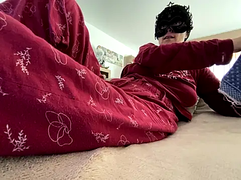 Marilou1983 online show from 12-02-25, 08:08