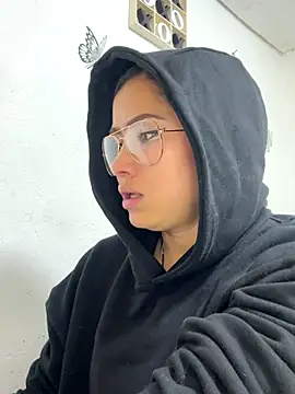 Snapshot of Sweet__Nurse1 chatting on 11-23-25, 05:02 Sweet Nurse1 online show from 11-23-25, 05:02