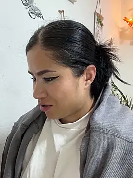 Snapshot of Sweet__Nurse1 chatting on 12-13-25, 10:37 Sweet Nurse1 online show from 12-13-25, 10:37