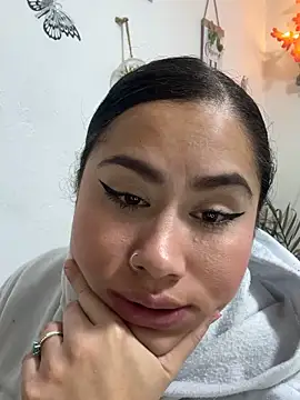 Snapshot of Sweet__Nurse1 chatting on 12-17-25, 02:56 Sweet Nurse1 online show from 12-17-25, 02:56