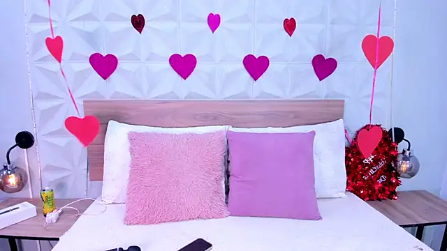 Stacey white  online show from 02-14-26, 08:16