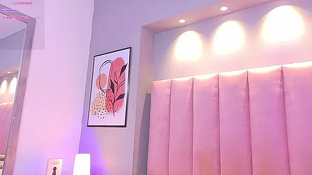 KeilyRoss online show from 11-04-25, 08:19