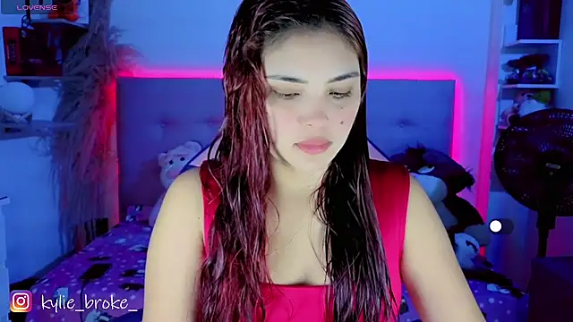 Kylie brokee online show from 02-26-26, 09:03