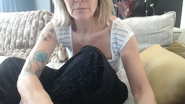 godinflower online show from 11-07-25, 01:00