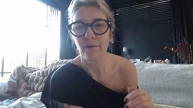 godinflower online show from 01-11-26, 09:47