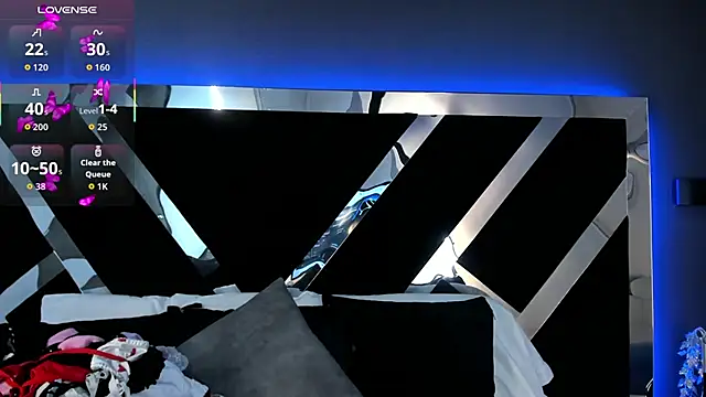 AmmyJones  online show from 12-18-25, 07:31