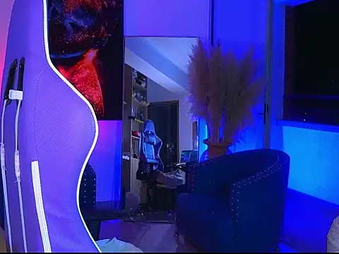 Snapshot of miss_sophie98 chatting on 09-29-25, 02:49 miss sophie98 online show from 09-29-25, 02:49