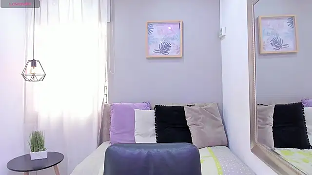 StefyGil  online show from 10-23-25, 12:04