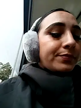 Snapshot of Juanamd1 chatting on 01-08-25, 10:15 Juanamd1 online show from 01-08-25, 10:15