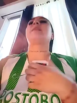 Snapshot of Juanamd1 chatting on 10-03-25, 10:40 Juanamd1 online show from 10-03-25, 10:40