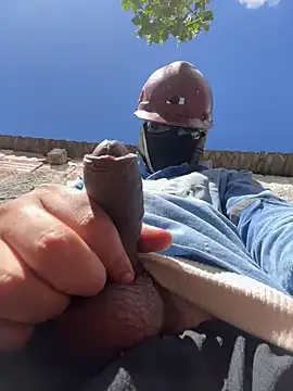 Snapshot of king_cum_ chatting on 11-12-25, 11:10 king cum online show from 11-12-25, 11:10