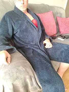 Snapshot of JulianJ50 chatting on 11-20-25, 01:22 JulianJ50 online show from 11-20-25, 01:22