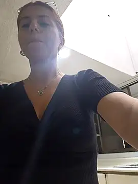 Nahiajhonson  online show from 04-07-26, 12:27