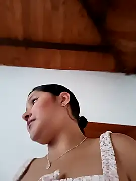 SamaraJay1 online show from 10-19-25, 03:45