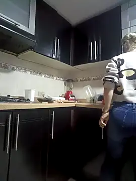 coral smitth online show from 02-11-25, 12:17