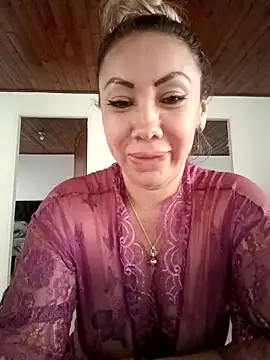 coral smitth online show from 04-15-26, 07:58