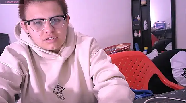 tatsumi nao online show from 12-15-24, 03:24