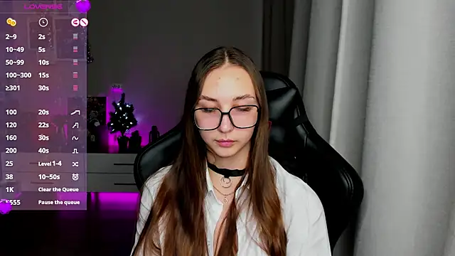 Sm0ly online show from 12-29-24, 04:38