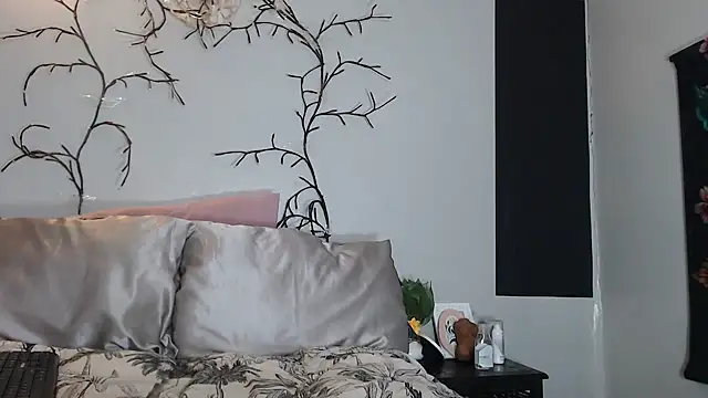 FRUITOFEDEN01 online show from 01-23-25, 11:26