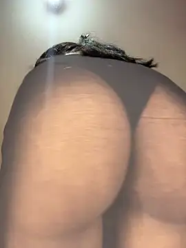 Suhu love online show from 03-29-26, 06:08