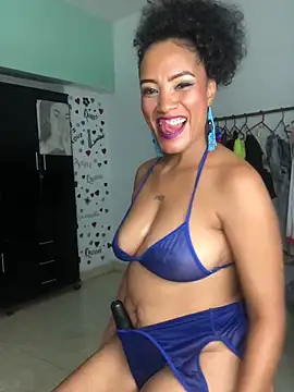 AdelaHaneix online show from 12-15-24, 10:04